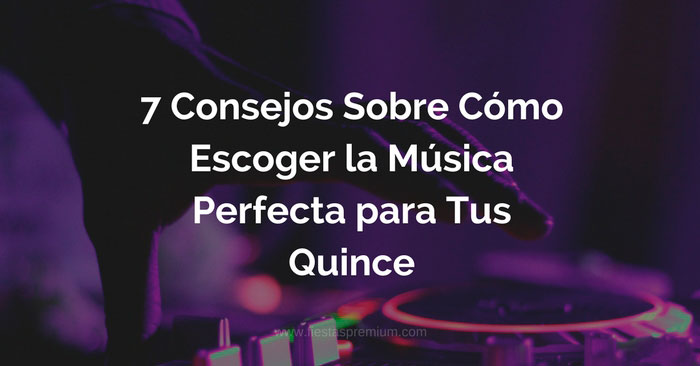DJ y pista de baile con música en una fiesta de quince años