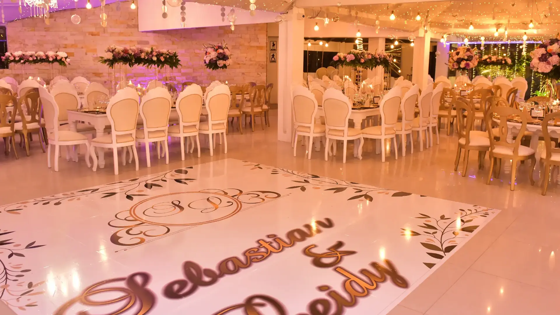 Bodas en Bogotá — ceremonia y decoración de matrimonio