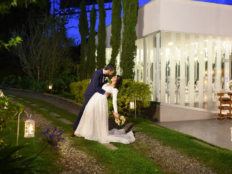Hacienda Chic — montaje
